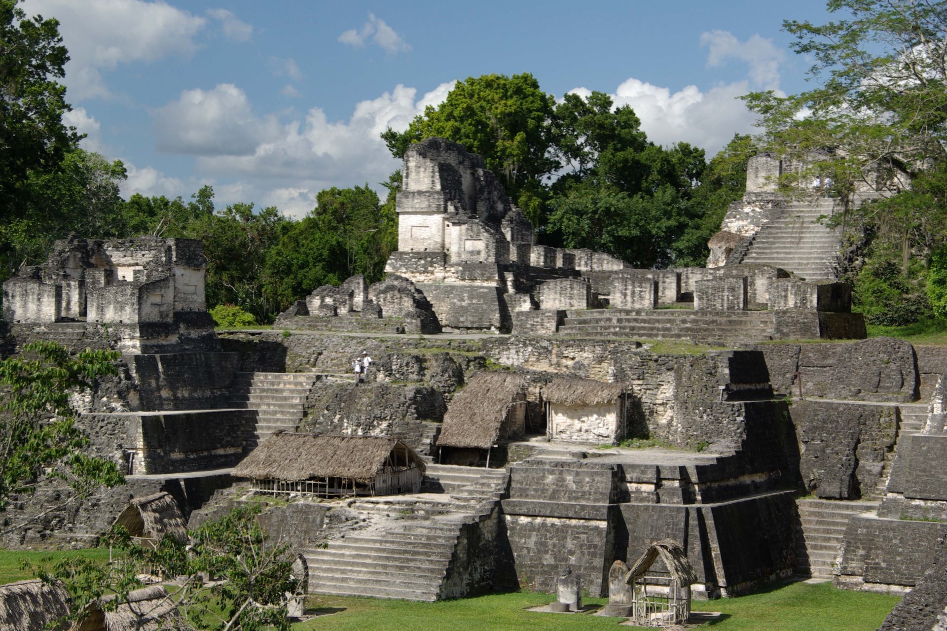mayan ruins in guatemala